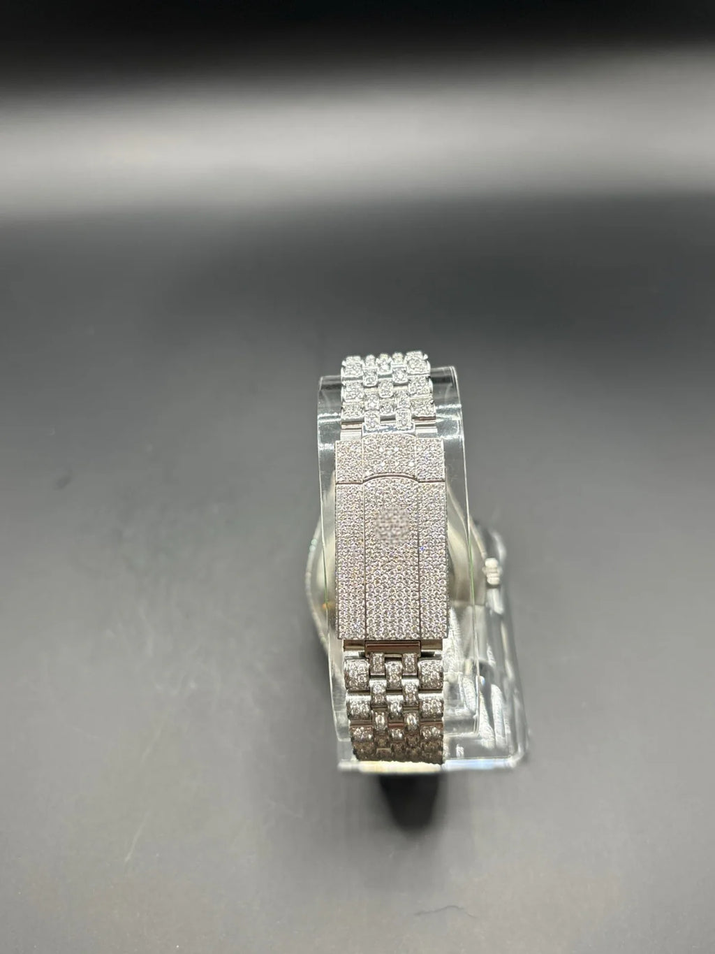 MOISSANITE WATCH WITH JUBILEE BRACELET (41MM)